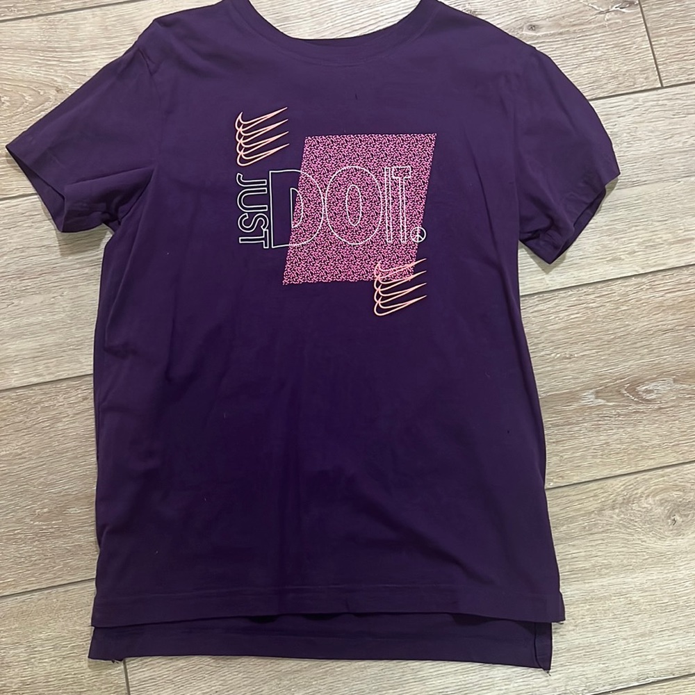 Nike Purple Short Sleeve Shirt